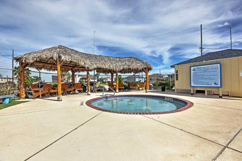 Galveston Beach House Ocean Views and Pool Access! - image 6