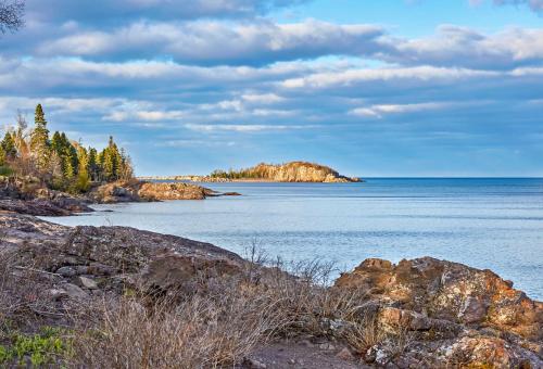 Heart of Superior Lake Cabin 15 Mi to Lutsen Mtn! - image 7