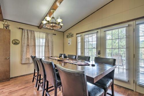 Cozy Bear Hill Cabin with Hot Tub and Game Room! - image 5