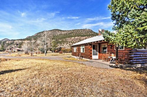 South Fork Log Cabin with Beautiful Mountain Views!