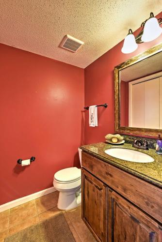 Coastal Townhome with Pool Access - Walk to Beach! - image 8