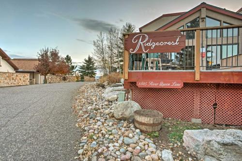 Stunning Steamboat Ski Resort Escape with MTN Views! - image 5