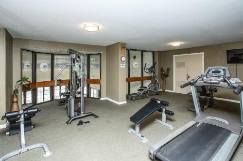 Oceanfront Condo Top Myrtle Beach Location and Views - image 11