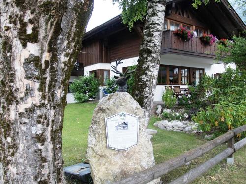 入口, Hotel Föhrenhof (Hotel Fohrenhof) in 法爾先特