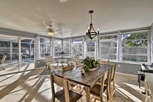 Florida Home 3 Mi to Siesta Key, Walk to Gulf Gate in Sarasota, USA