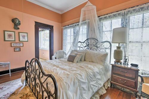 Historic Huntington Home on 1000 Acres with Lake View - image 11