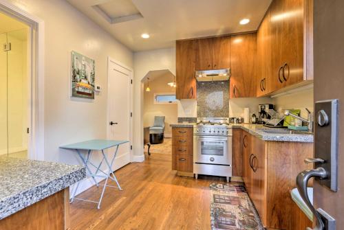 Updated Menlo Park English Tudor Garden Cottage! - image 12