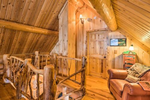 Glacier Park 2BR Log Cabin Best in the West! - image 9
