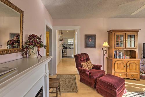 Marina St Bungalow with Patio in Downtown Prescott! - image 2