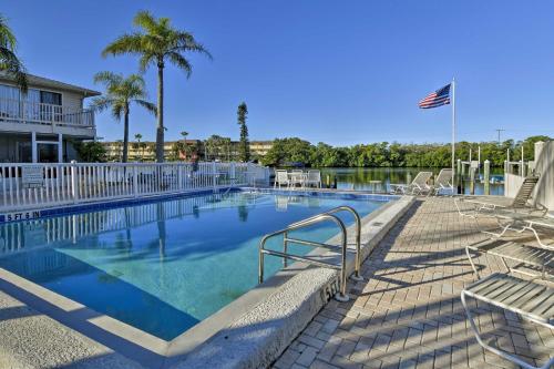 Siesta Keys Home with Deck Half Mile to Turtle Beach in Siesta Key, USA