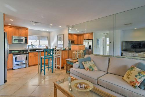 Siesta Keys Home with Deck Half Mile to Turtle Beach in Siesta Key, USA