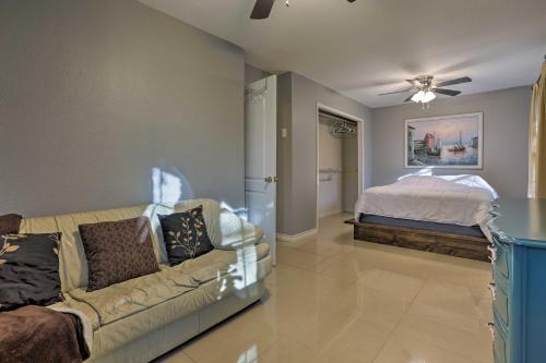 Remodeled Home 14 Mins from Downtown San Antonio!