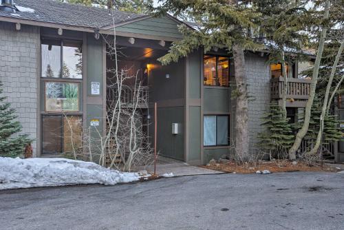 Ski Retreat Condo 5 Min to Mammoth Mountain Lift! - image 3
