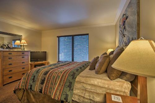 Ski Retreat Condo 5 Min to Mammoth Mountain Lift! - image 6