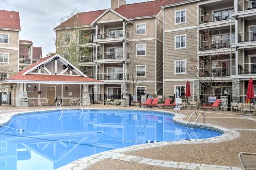 Resort Meadowbrook Penthouse with Bunk Beds and Pool!