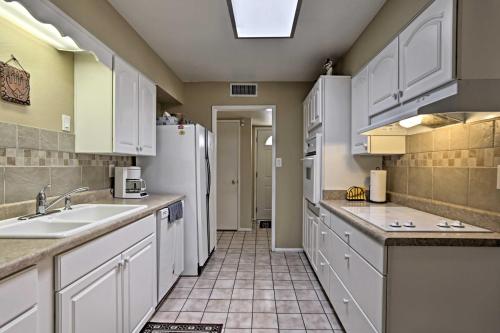 Explore Sun City Rec Centers Golf Hiking and Biking - image 3