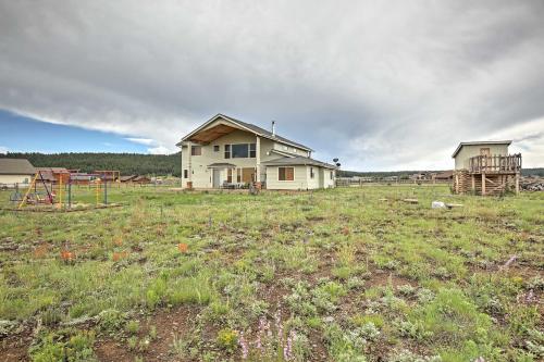Flagstaff Home with Mtn Views, 5 Mins to Snowbowl!