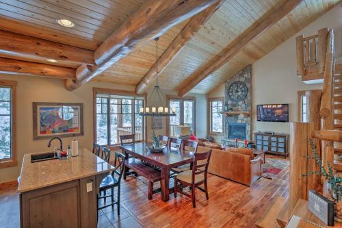 Fabulous Fraser Home with Hot Tub Walk to WP Shuttle