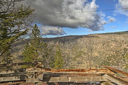 Paynes Creek Home with Hot Tub and Views!