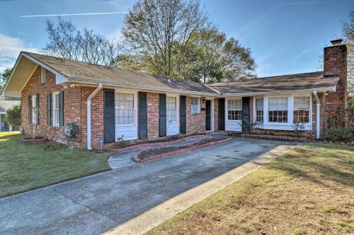 The Ranger House Columbus Home with Fenced Backyard - main image