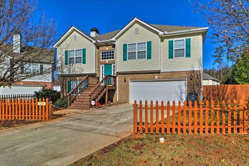 Locust Grove Home with Yard - 30 Min to Atlanta! - image 9