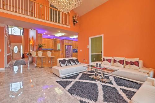 Stunning Duluth Family House with Fireplace and Patio! in Egyéb