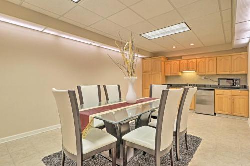 Stunning Duluth Family House with Fireplace and Patio! in Egyéb