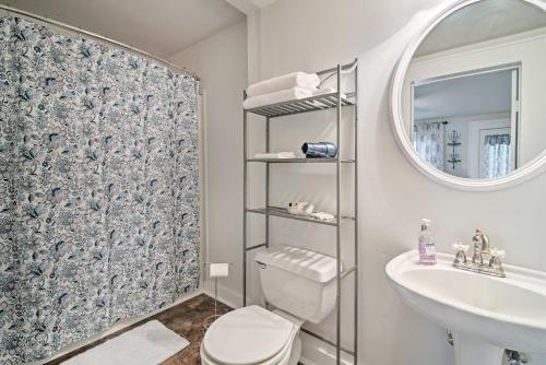 Historic 1920s Jefferson Cottage at Angell Manor! - main image