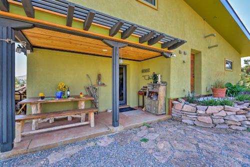 Del Norte Home on 50 Private Acres with 2-Level Deck - image 6