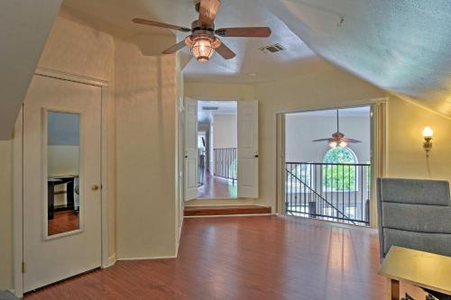 Cozy Lakefront Benton Home ~ 20 Mi to Shreveport! in 슈리브포트 시티 센터