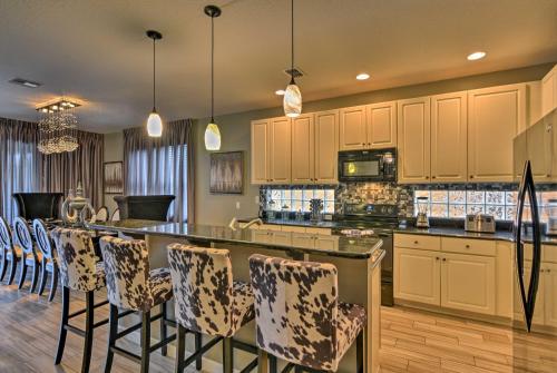 Davenport Villa with Pool and Hot Tub, 12 Mi to Disney in Davenport, USA