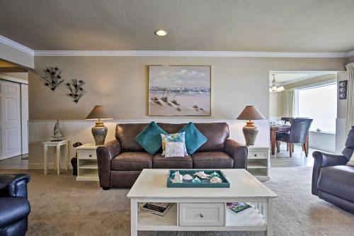 Beachfront Condo with Patio and Views - Walk to Shore!, Lincoln City (foto 9)