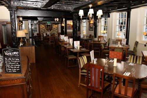 The Bear Hotel by Greene King Inns - image 5