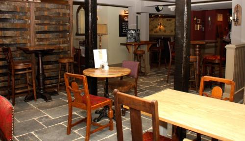 The Bear Hotel by Greene King Inns - image 13