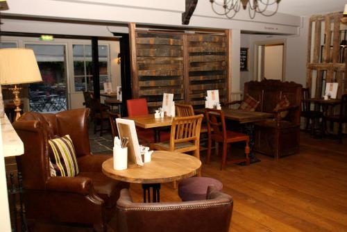 The Bear Hotel by Greene King Inns - image 14