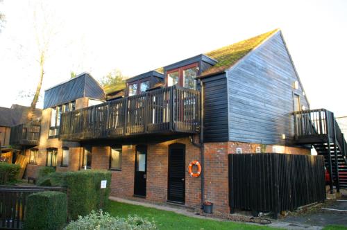 The Bear Hotel by Greene King Inns - image 8