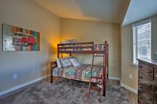 Renovated Frisco Condo Mins From Skiing with Hot Tub! - image 8