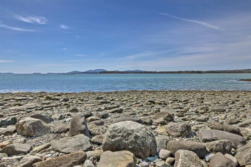 Ocean View Lamoine Home Near Acadia National Park! - image 3