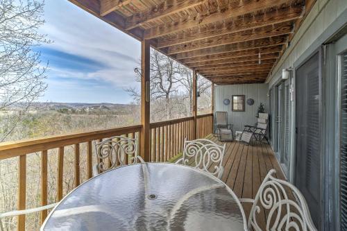 Branson Condo with Views 2 Mi to Silver Dollar City in Branson West, USA
