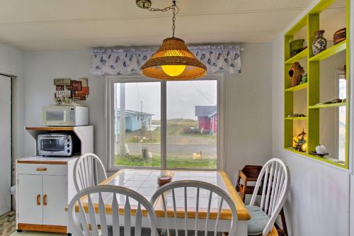 Walk to Beach! ‘The Little Orca’s’ Moclips Cottage in Moklipsa (WA)