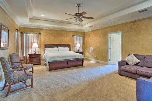 Spacious Stallion Lake Ranch Home w/ Patio in Van (TX)