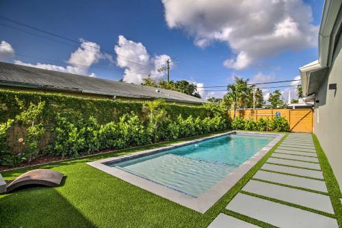 Remodeled Fort Lauderdale Home with Shared Pool!