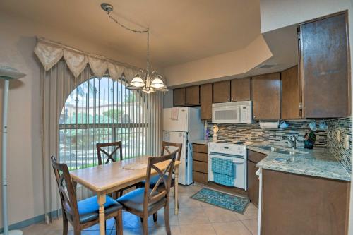 Green Valley Townhome with Resort Amenities! photo 4