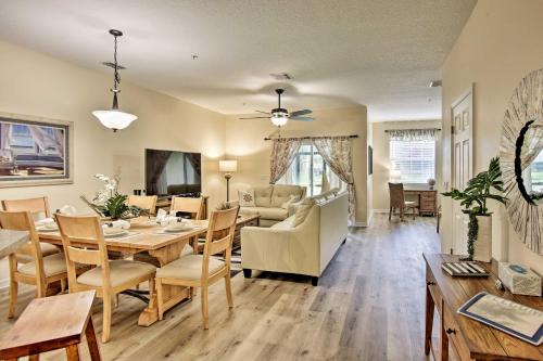 Central Townhome with Pool Access about 10 Min to Disney! - image 2