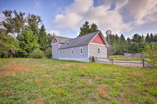 Leelanau Country Cottage is Home Away From Home! - image 8