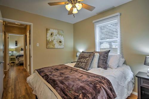 Guestroom, Updated Pet-Friendly Home, Walk to Dtwn Littleton! in Littleton (CO)