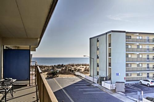 Walk to the Beach Ocean City Condo with Balcony near Dead Freddies Island Grill
