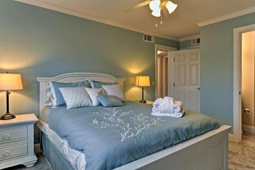 Hilton Head Island Condo w/ Amenities Near Beach! - image 9