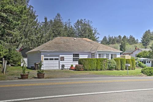 Netarts Cozy Coastal Cottage with Deck Near Portland!