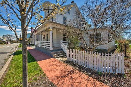 Lovely Harrisburg Home 20 Mins to Hershey Park! in Harrisburg, USA